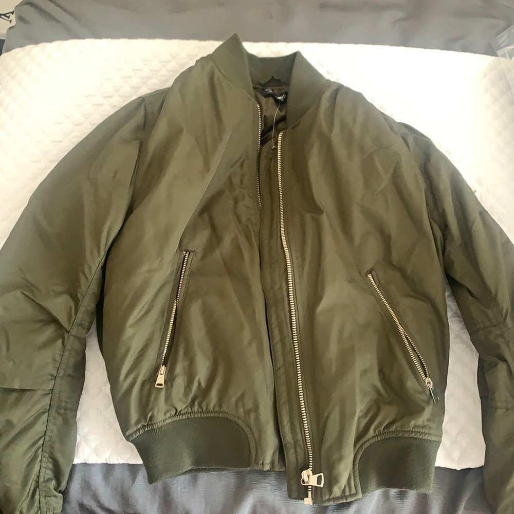 Army green bomber